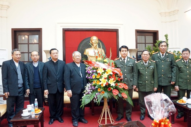Tổng Giám mục Tổng Giáo phận Hà Nội Nguyễn Văn Nhơn: Thăm, chúc tết Công an Hà Nội ảnh 1