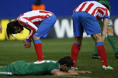 ĐKVĐ Atletico Madrid thua đau trên sân nhà ảnh 1