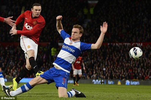 Rooney giúp "Quỷ đỏ" chạm tay vào ngôi vương ảnh 1