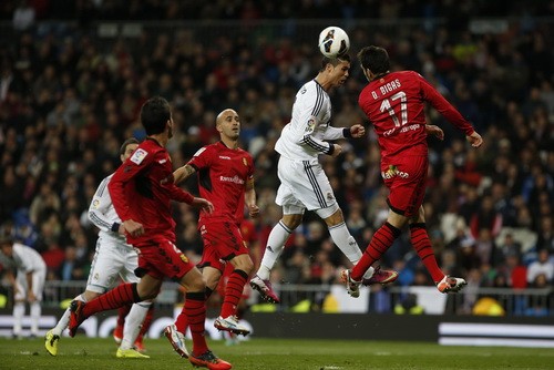 Ronaldo ghi bàn 350, Real Madrid đại thắng Mallorca ảnh 1