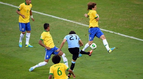 Brazil 2-1 Uruguay: Căng thẳng đến phút chót ảnh 3