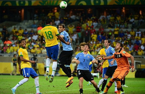 Brazil 2-1 Uruguay: Căng thẳng đến phút chót ảnh 4