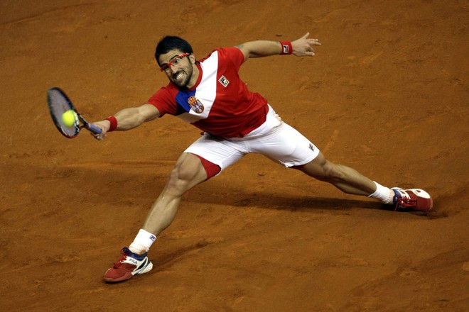 David Cup: Djokovic giúp Serbia vào chung kết ảnh 2