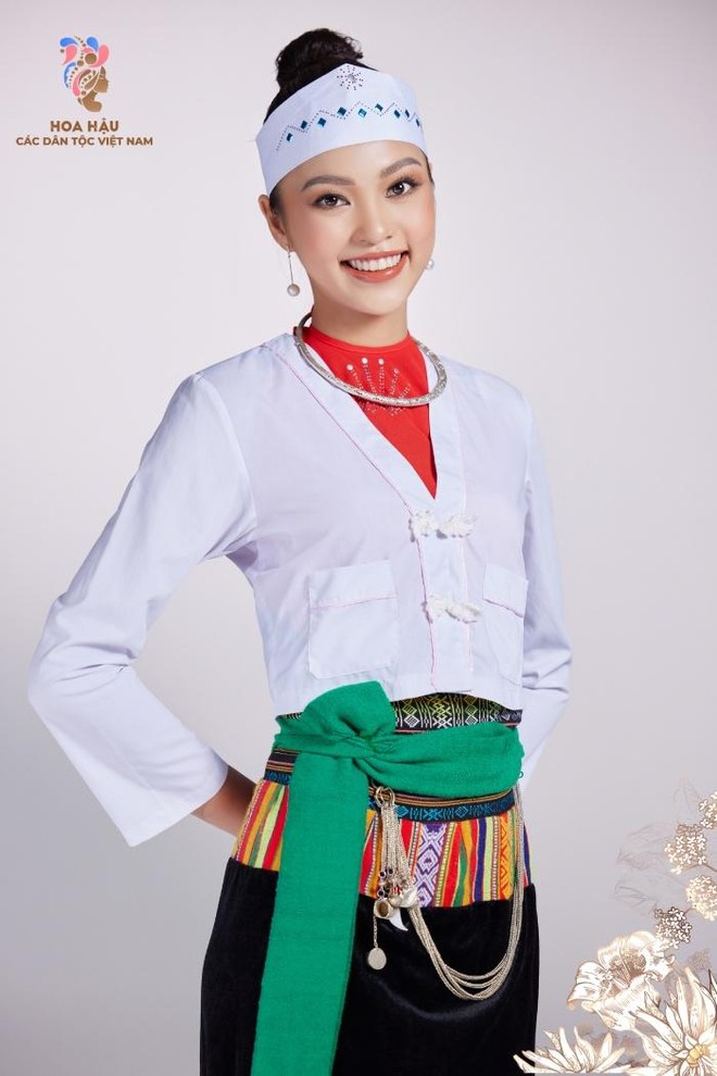Thí sinh Hoa hậu các Dân tộc Việt Nam nổi bật, độc đáo trong trang phục dân tộc ảnh 12
