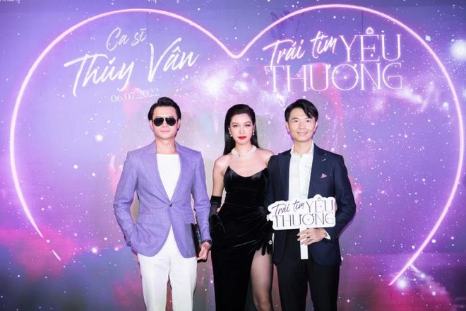 Á hậu Thuý Vân tuyên bố làm ca sĩ, ra mắt MV "Trái tim yêu thương" ảnh 4