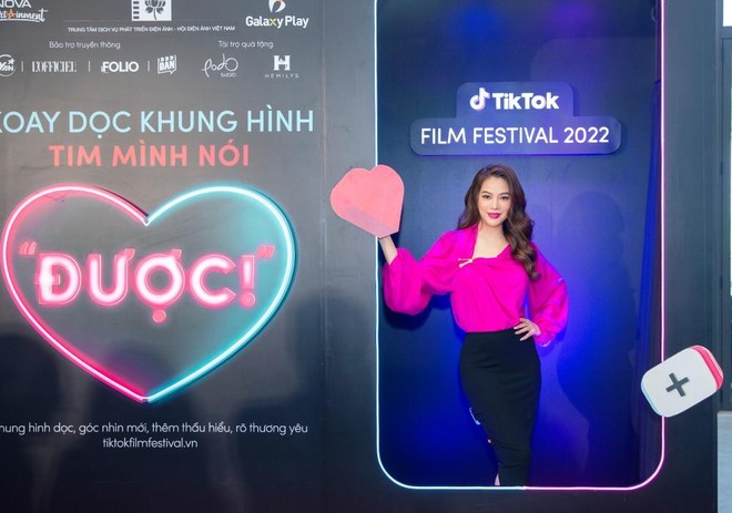 Trương Ngọc Ánh – Quyền Linh tái ngộ trên “ghế nóng” TikTok Film Festival 2022 ảnh 2