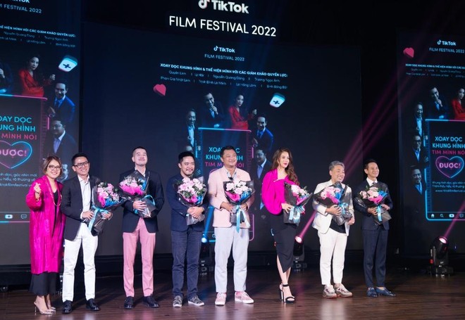 Trương Ngọc Ánh – Quyền Linh tái ngộ trên “ghế nóng” TikTok Film Festival 2022 ảnh 3