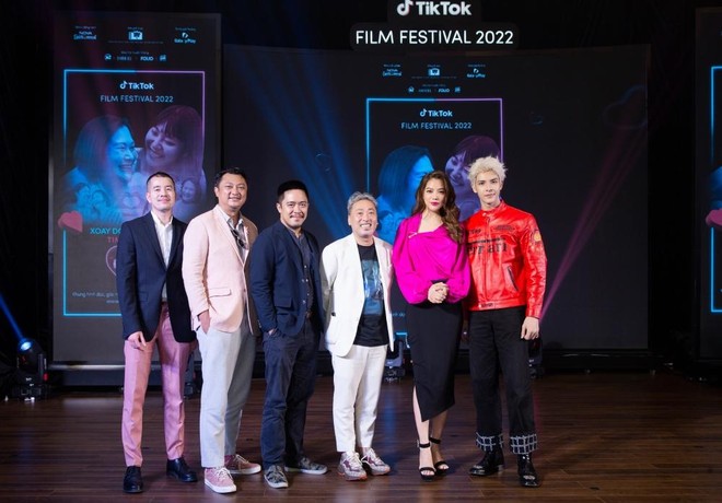 Trương Ngọc Ánh – Quyền Linh tái ngộ trên “ghế nóng” TikTok Film Festival 2022 ảnh 1
