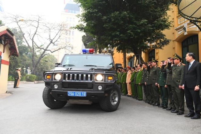 Công an Hà Nội ra quân bảo vệ tuyệt đối an toàn Đại hội Đảng lần thứ XIII ảnh 5