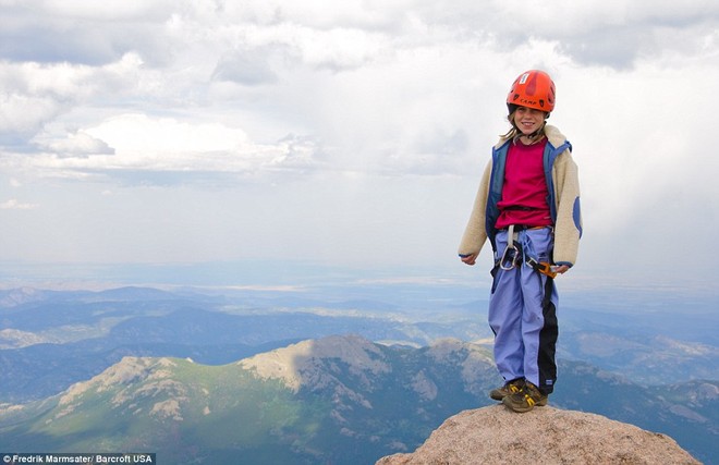 10 tuổi leo 600m vách núi đá ảnh 1