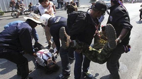 Thái Lan: Nổ tại khu vực biểu tình, 36 người bị thương ảnh 1