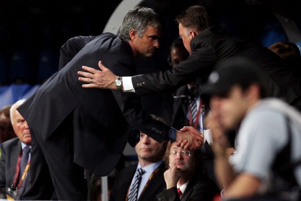 Jose Mourinho: Tôi và Van Gaal đều là những HLV vĩ đại ảnh 3
