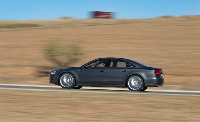 Trải nghiệm cùng Audi S8 phiên bản 2013 ảnh 8