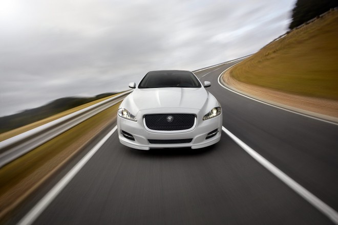 Jaguar giới thiệu gói nâng cấp mới cho XJ Saloon ảnh 4
