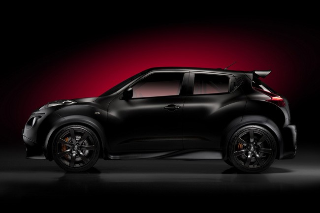 Vẻ đẹp góc cạnh và sự đột phá của Nissan Juke-R ảnh 4