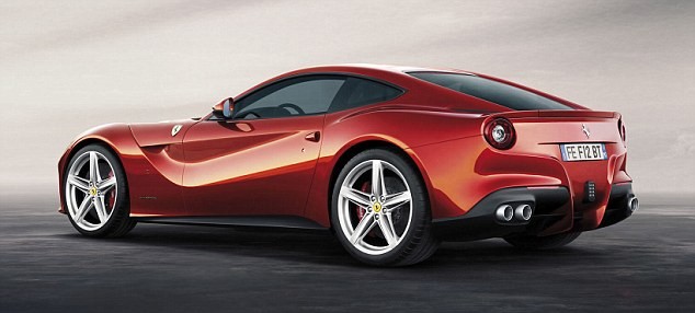 Mổ xẻ "tên lửa" Ferrari F12 Berlenetta ảnh 2