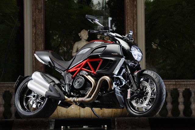 Audi chuẩn bị "thôn tính" gã khổng lồ Ducati ảnh 1