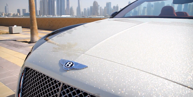 Dùng kim cương 101 carat để làm "áo" cho siêu xe Bentley ảnh 2