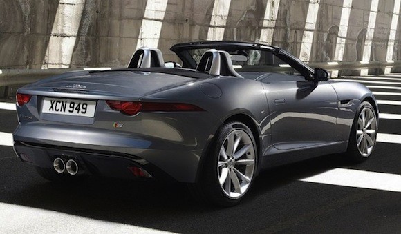 Siêu mẫu Playboy đẹp rực rỡ bên siêu xe Jaguar F-Type ảnh 9