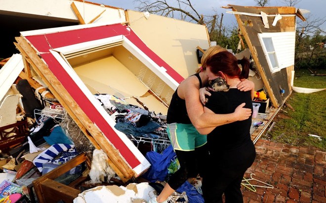 Thảm họa lốc xoáy hoành hành tại Mỹ, 51 người chết ảnh 5