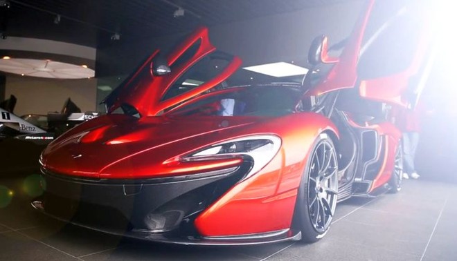 Siêu xe McLaren P1 "cháy hàng" dù có giá... "trên giời" ảnh 1
