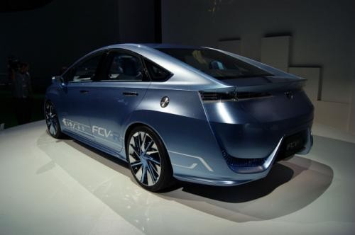 Toyota sắp ra mắt chiếc xe chạy bằng năng lượng hóa học ảnh 2
