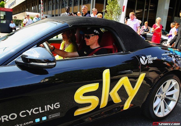 Nhà vô địch Tour de France 2013 được tặng siêu xe ảnh 5
