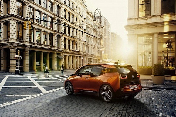 Xe hơi động cơ điện đầu tiên của BMW chính thức lộ diện ảnh 2