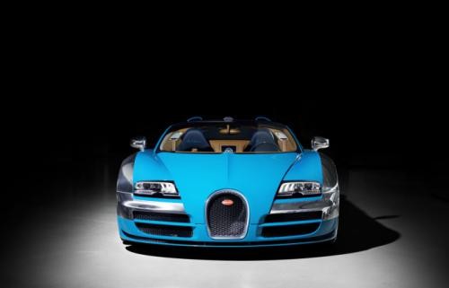 Chiêm ngưỡng vẻ đẹp của chiếc Bugatti huyền thoại thứ 3 ảnh 1