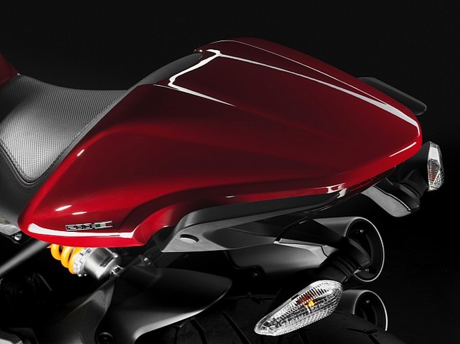 Ducati cho ra mắt chiếc Monster 1200 mới ảnh 6