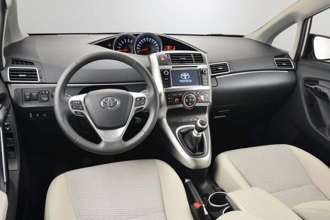 Toyota sử dụng động cơ của BMW cho chiếc xe mới ảnh 4