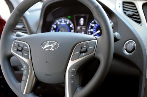 Hyundai Areza 2014 được giảm giá, thêm tính năng ảnh 7