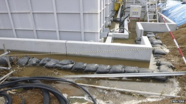 Nhà máy Fukushima phát hiện rò rỉ hơn 100 tấn nước nhiễm phóng xạ ảnh 1