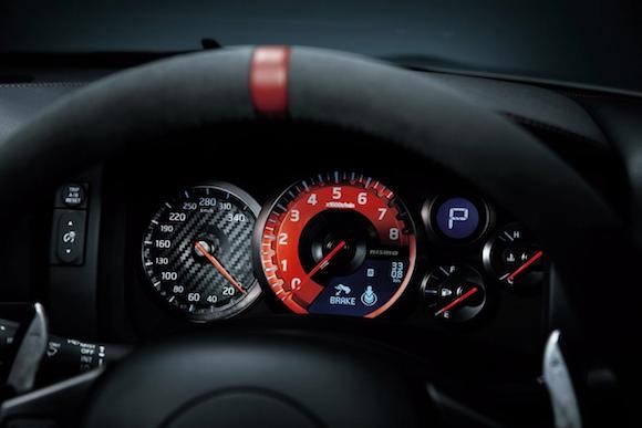 Nissan bán GT-R Nismo 2015 với giá sốc ảnh 4