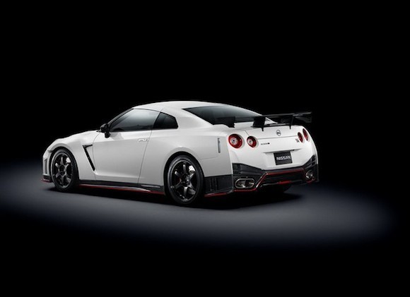 Nissan bán GT-R Nismo 2015 với giá sốc ảnh 5