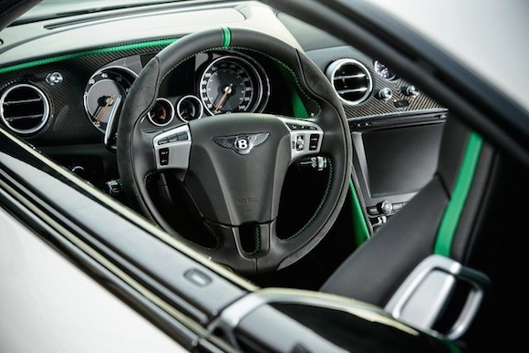 Bentley Continental GT3-R: Giảm trọng lượng, tăng sức mạnh ảnh 12