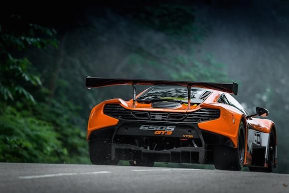 Mê mẩn với siêu xe tốc độ McLaren 650S GT3 ảnh 5