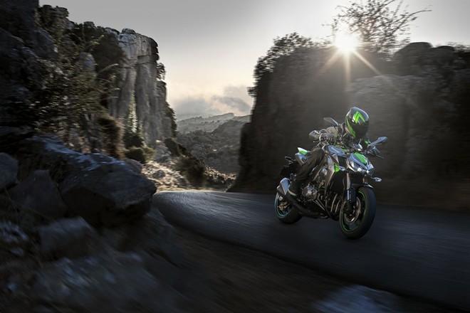 Kawasaki Z1000 phiên bản đặc biệt – Nét táo bạo hoàn hảo ảnh 10