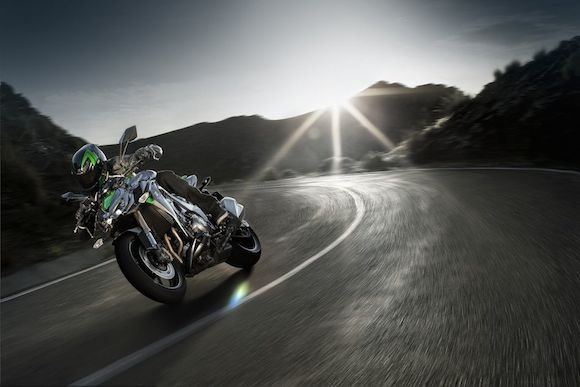 Kawasaki Z1000 phiên bản đặc biệt – Nét táo bạo hoàn hảo ảnh 8