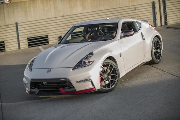 Nissan 370Z 2015 có giá khởi điểm 30.800 USD ảnh 9