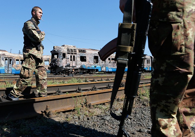 Donetsk, Lugansk kêu gọi Ukraine chấp nhận "thể chế đặc biệt" ở miền đông ảnh 2