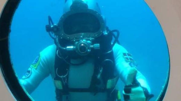 Phi hành gia thực hiện thử thách sống 7 ngày dưới đáy đại dương ảnh 1