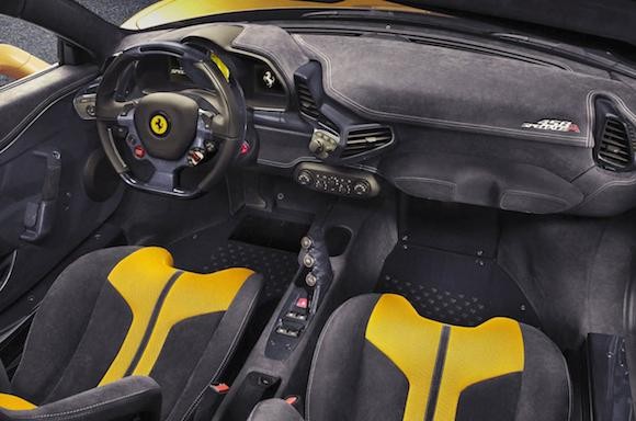 Ferrari 458 Speciale Aperta: Động cơ mạnh mẽ, diện mạo ấn tượng ảnh 2