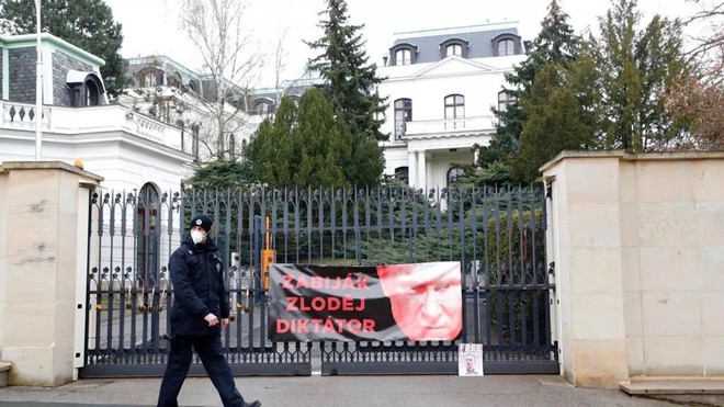 Séc xác nhận 20 nhân viên ngoại giao bị Nga trục xuất ảnh 1