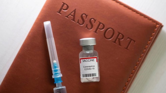 Các nước EU bắt đầu ban hành hộ chiếu vaccine ảnh 1