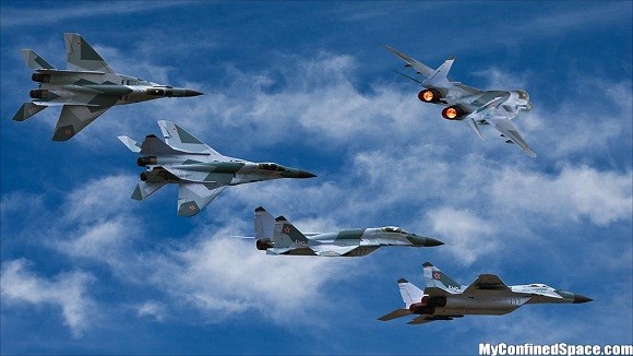Không quân Nga nhận đủ 67 máy bay chiến đấu trong năm 2013 ảnh 1