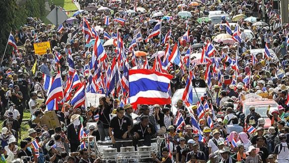 Thủ tướng Yingluck tiếp tục xoa dịu phe đối lập ảnh 1