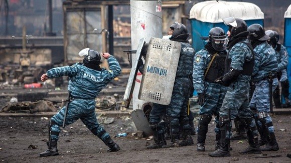 Sau thảm họa “quỳ lạy’, lực lượng đặc nhiệm Berkut bị giải tán ảnh 1