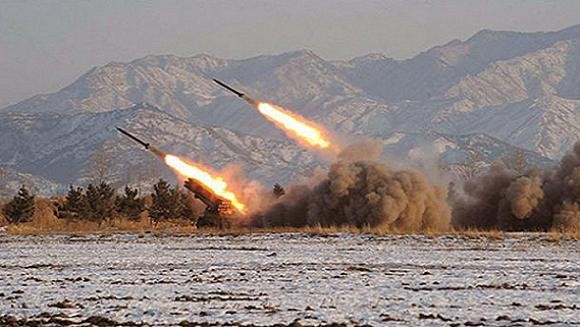 Triều Tiên liên tiếp phóng 25 quả tên lửa tầm ngắn ảnh 1