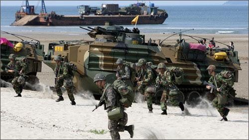 Trung Quốc đòi “công bằng”, Mỹ đổ thêm quân vào châu Á ảnh 2